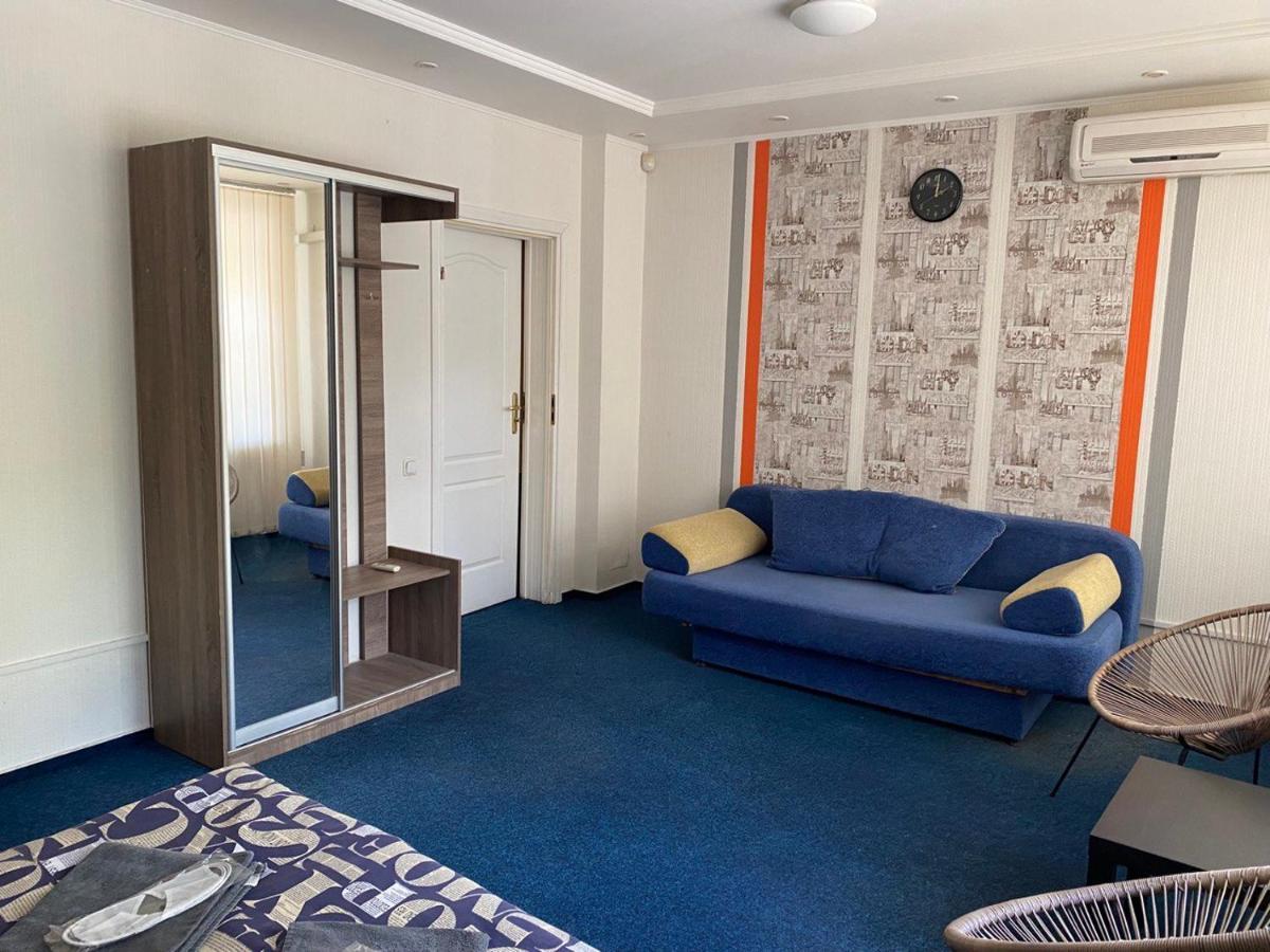 Uneed Rooms Podil Kijów Zewnętrze zdjęcie